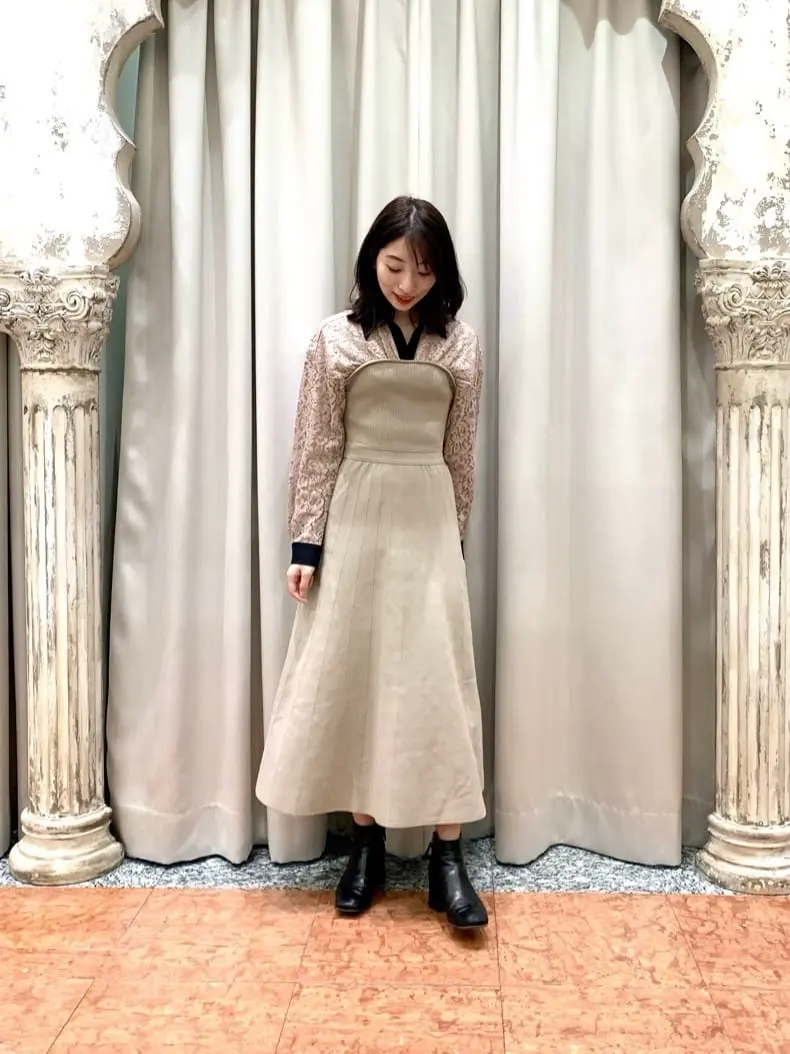 GRACE CONTINENTAL The Banquet eri コーディネート画像