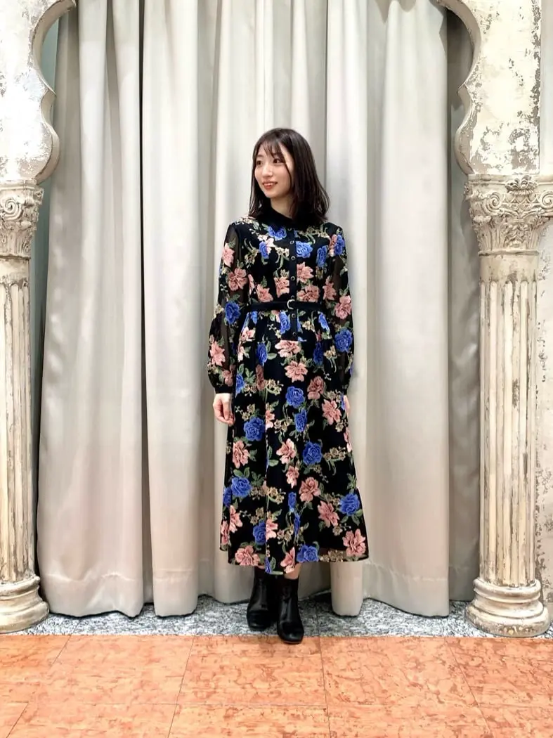 GRACE CONTINENTAL The Banquet eri コーディネート画像