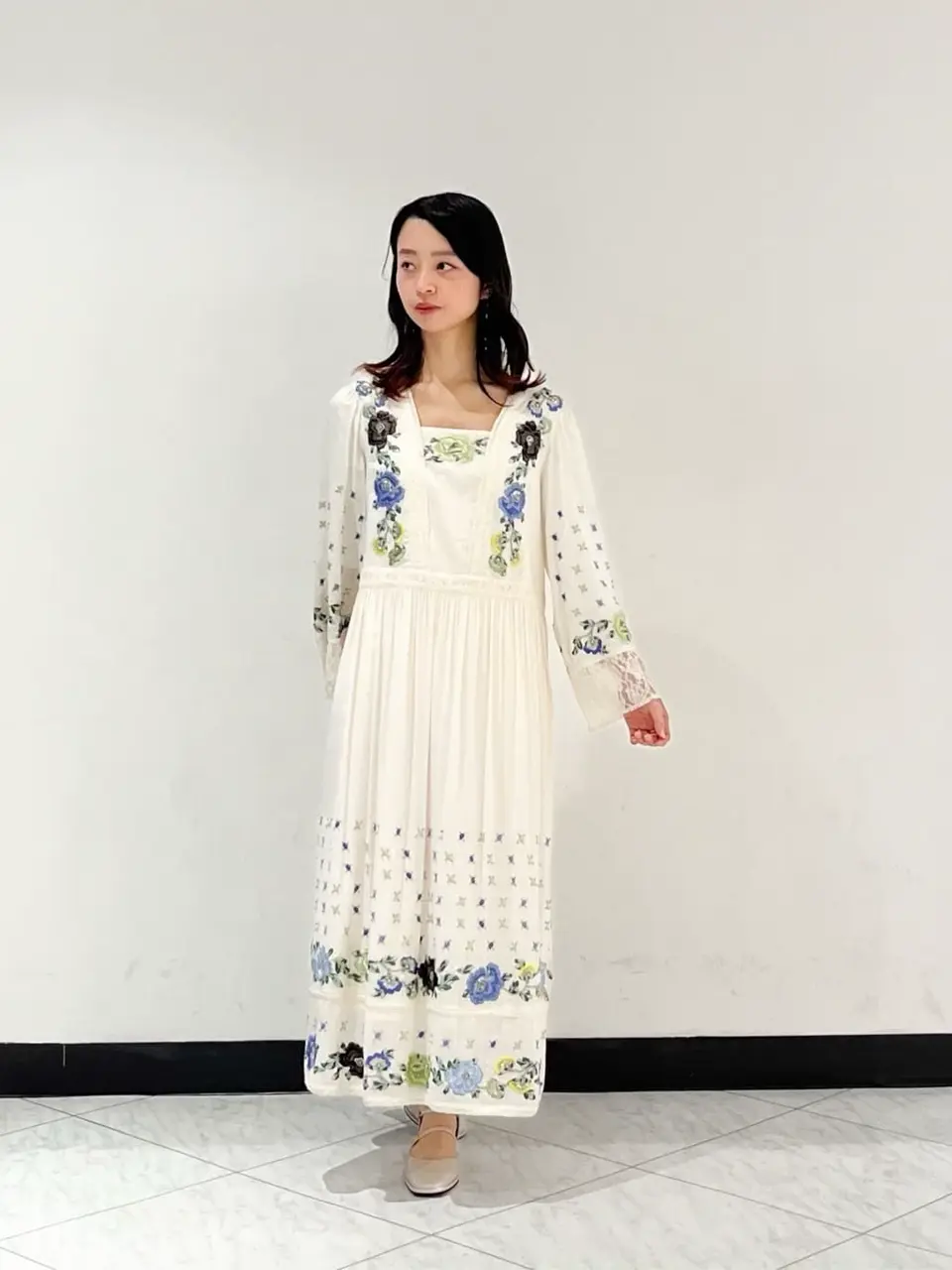 GRACE CONTINENTAL The Banquet yuri コーディネート画像