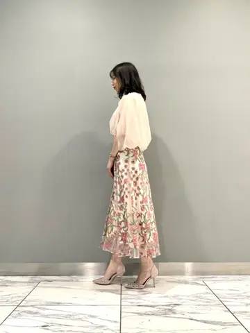 GRACE CONTINENTAL The Banquet eri コーディネート画像