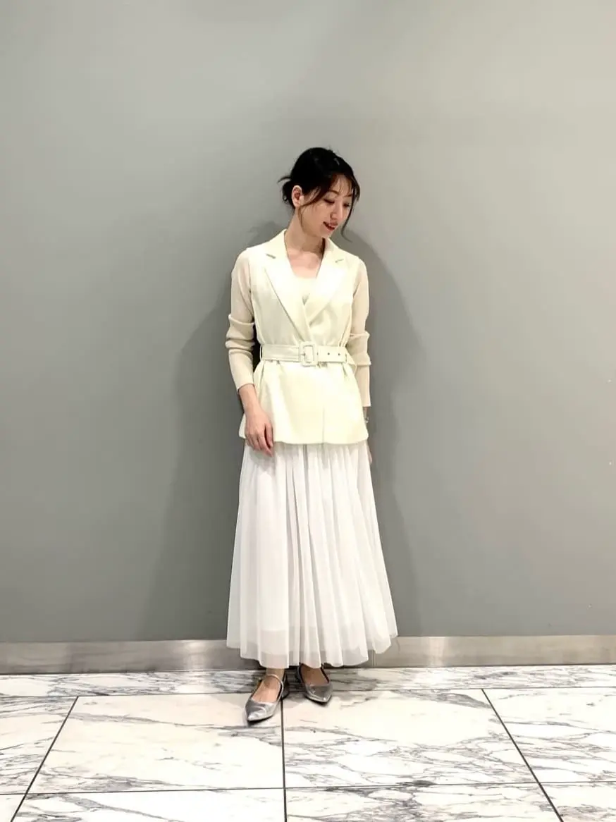 GRACE CONTINENTAL The Banquet eri コーディネート画像