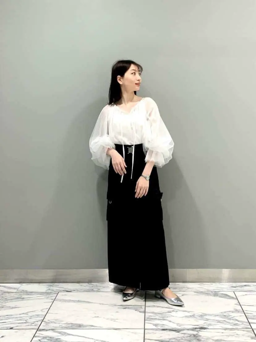 GRACE CONTINENTAL The Banquet eri コーディネート画像