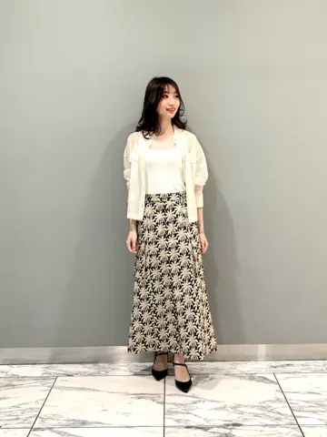 GRACE CONTINENTAL The Banquet eri コーディネート画像