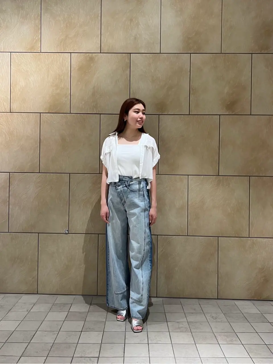 GRACE CONTINENTAL The Banquet 赤坂 梨来 コーディネート画像