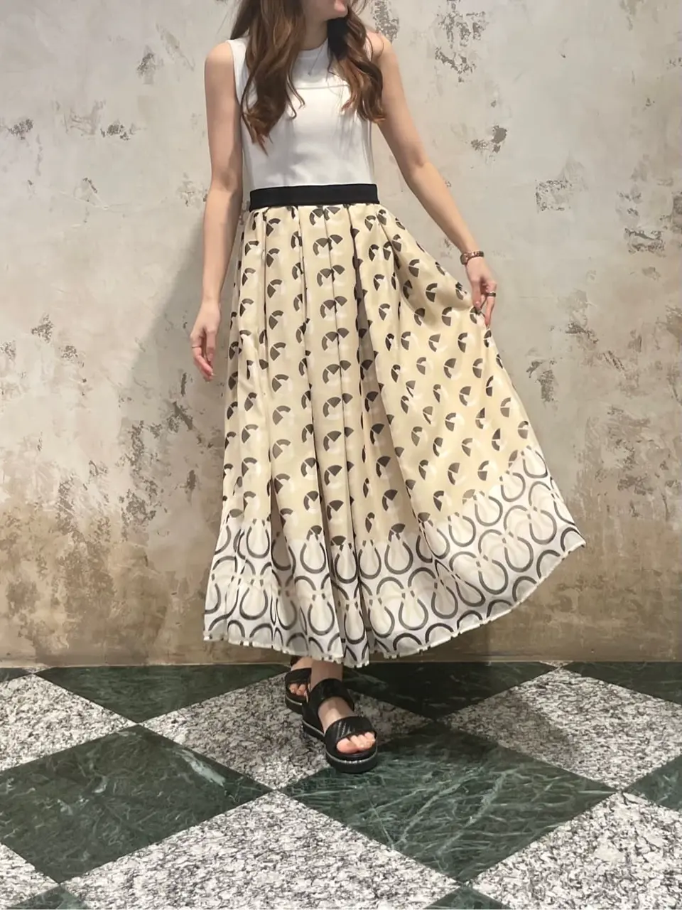 GRACE CONTINENTAL The Banquet Suzuka コーディネート画像