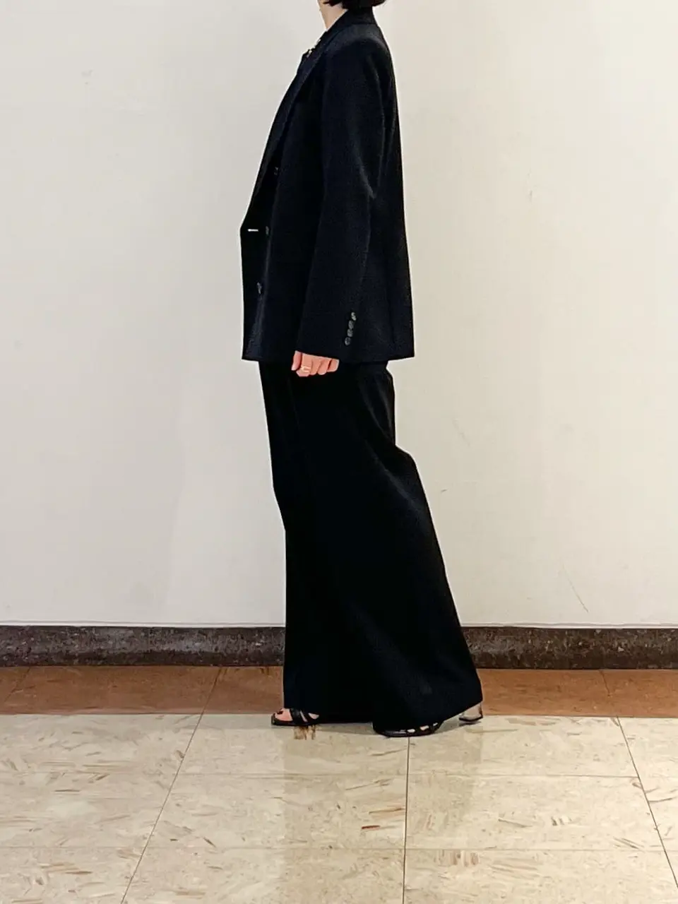 GRACE CONTINENTAL The Banquet yuri コーディネート画像