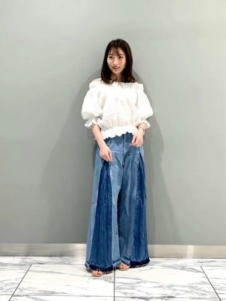 GRACE CONTINENTAL The Banquet eri コーディネート画像