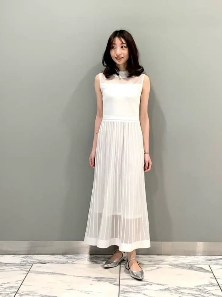 GRACE CONTINENTAL The Banquet eri コーディネート画像