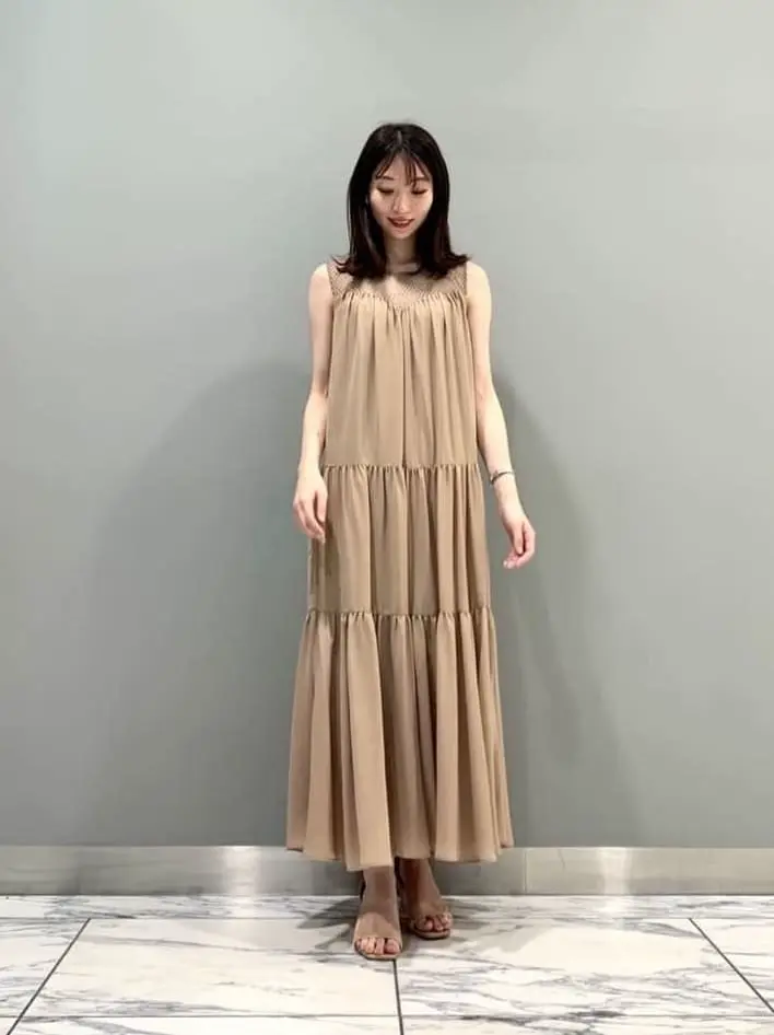 GRACE CONTINENTAL The Banquet eri コーディネート画像