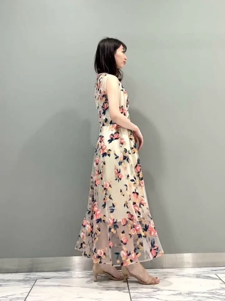 GRACE CONTINENTAL The Banquet eri コーディネート画像