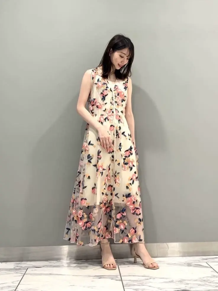 GRACE CONTINENTAL The Banquet eri コーディネート画像