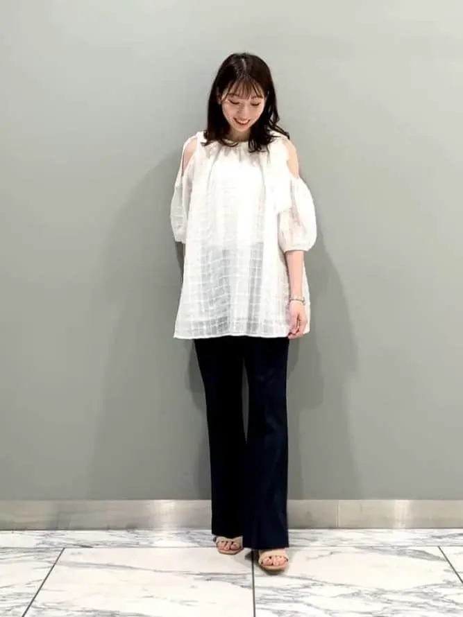 GRACE CONTINENTAL The Banquet eri コーディネート画像