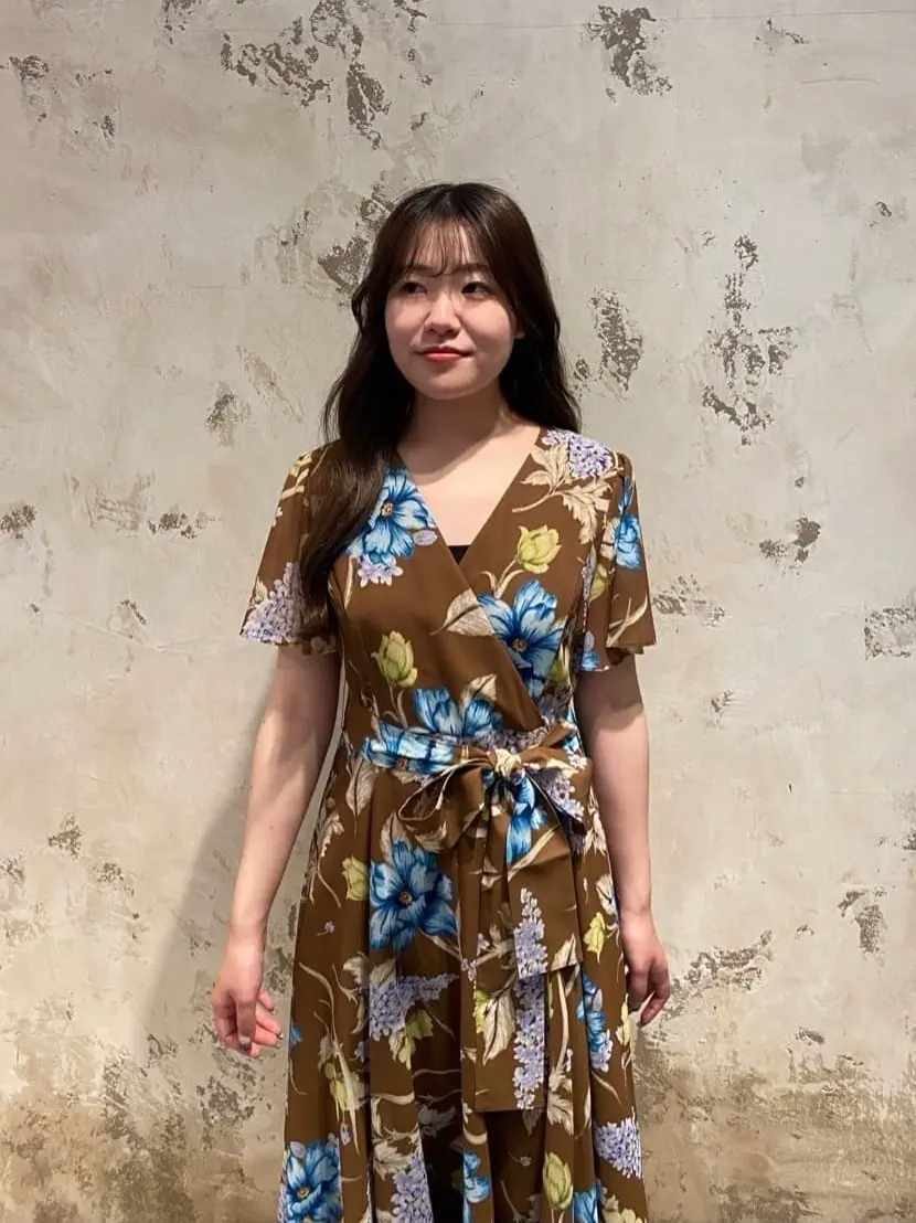 GRACE CONTINENTAL The Banquet 松原 明音 コーディネート画像