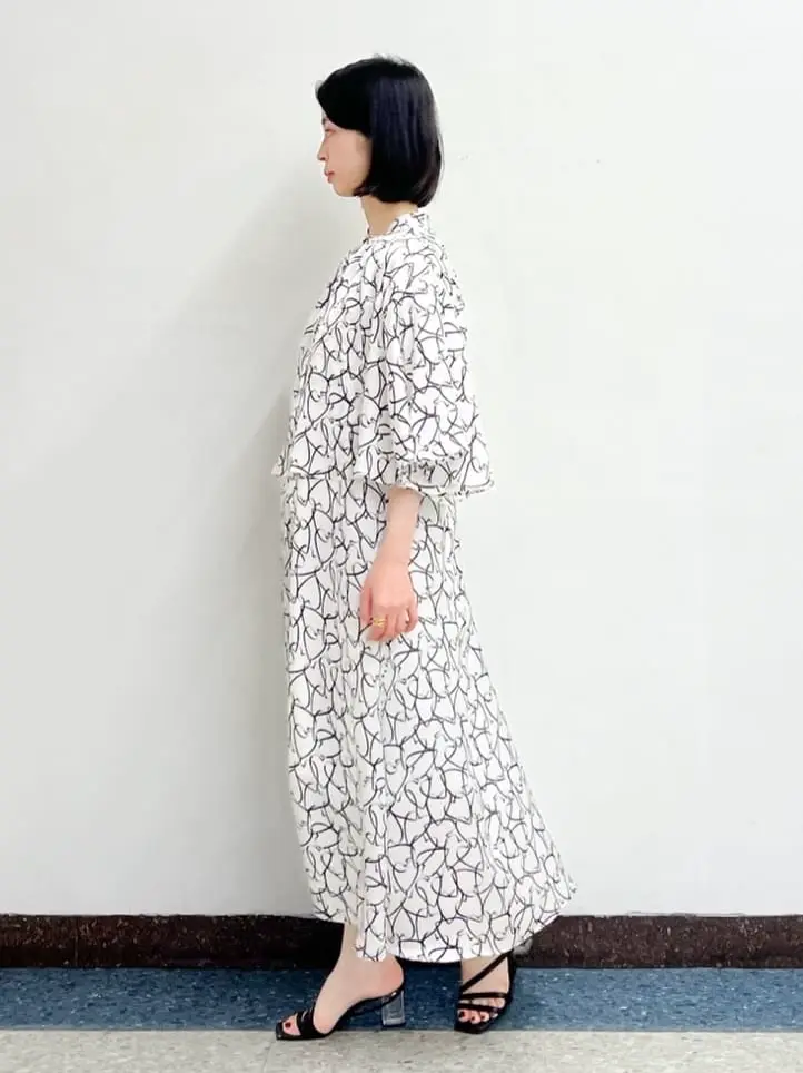 GRACE CONTINENTAL The Banquet yuri コーディネート画像