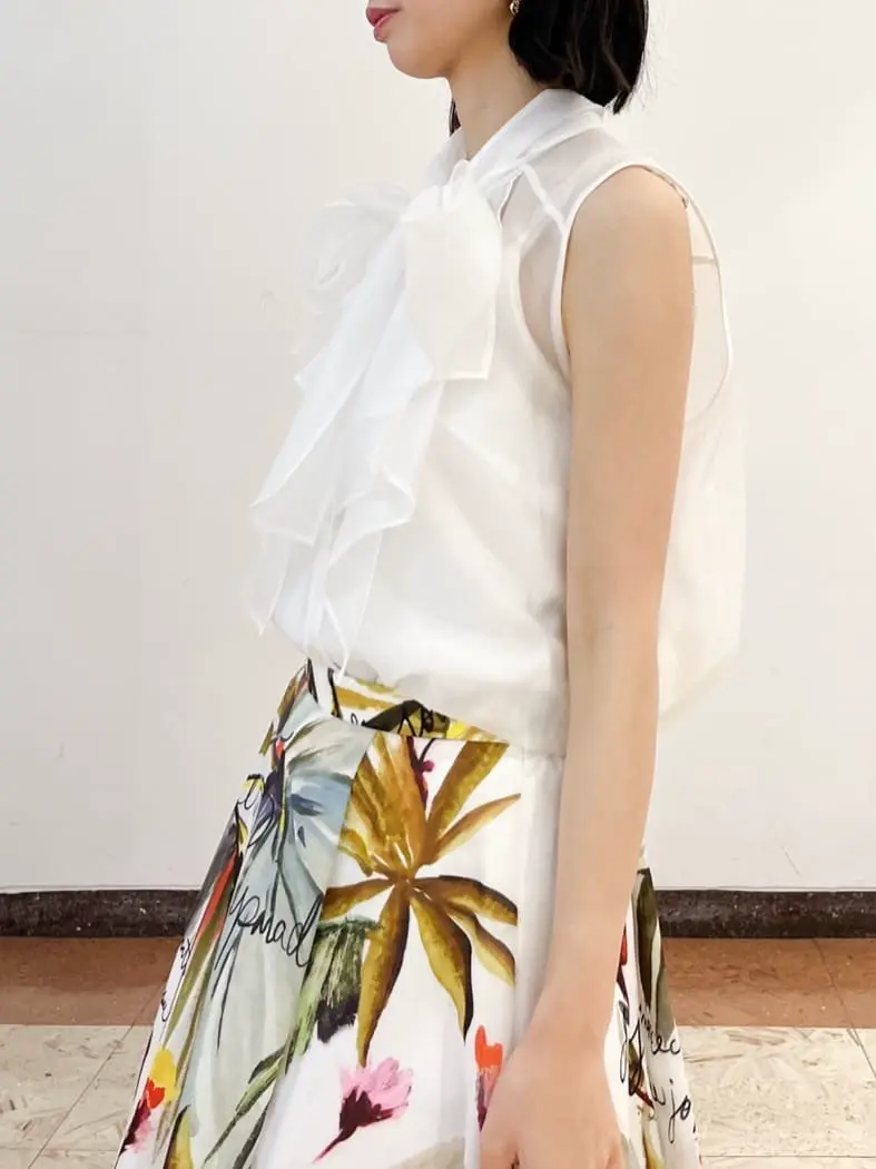 GRACE CONTINENTAL The Banquet yuri コーディネート画像