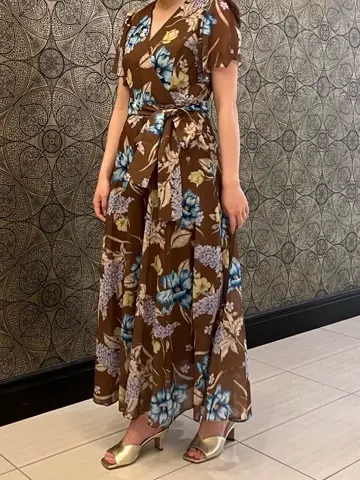 GRACE CONTINENTAL The Banquet 赤坂 梨来 コーディネート画像