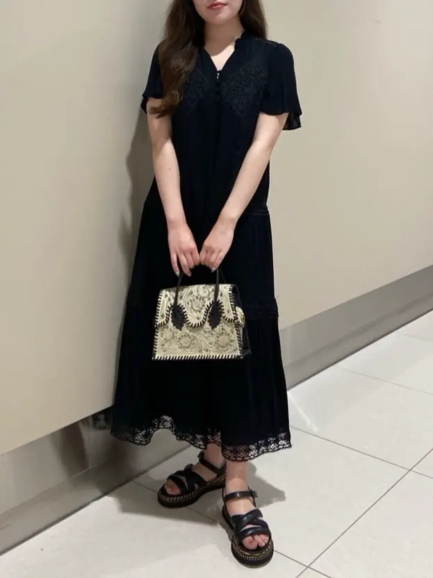 GRACE CONTINENTAL The Banquet 松原 明音 コーディネート画像