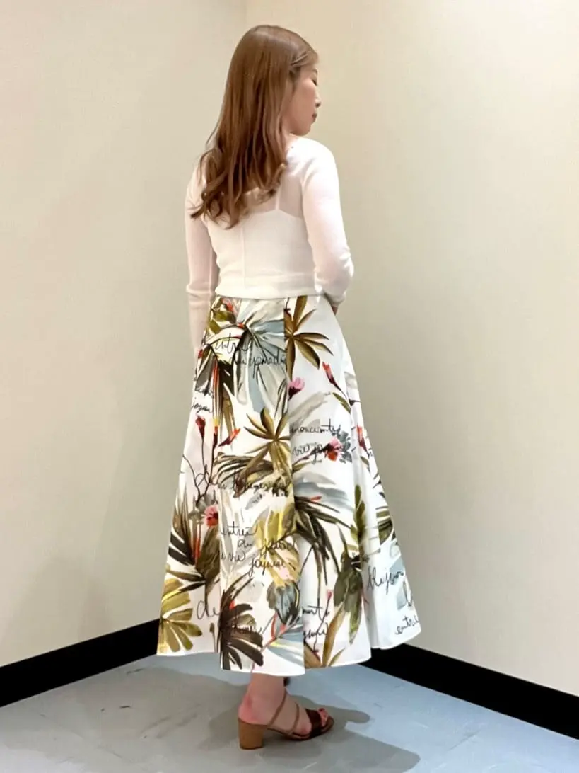 GRACE CONTINENTAL The Banquet 泉　智子 コーディネート画像