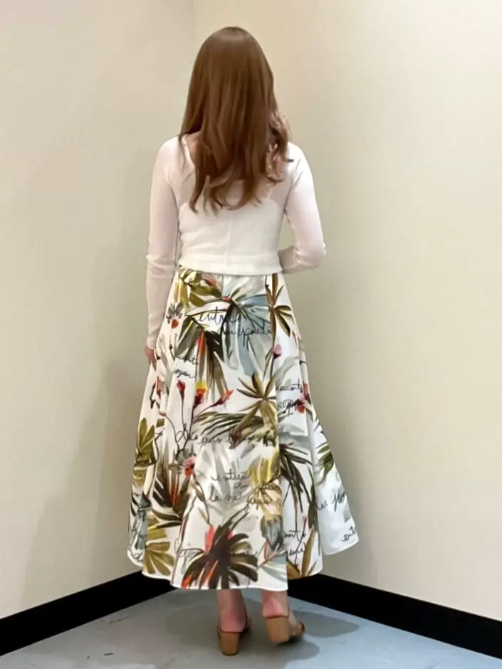 GRACE CONTINENTAL The Banquet 泉　智子 コーディネート画像