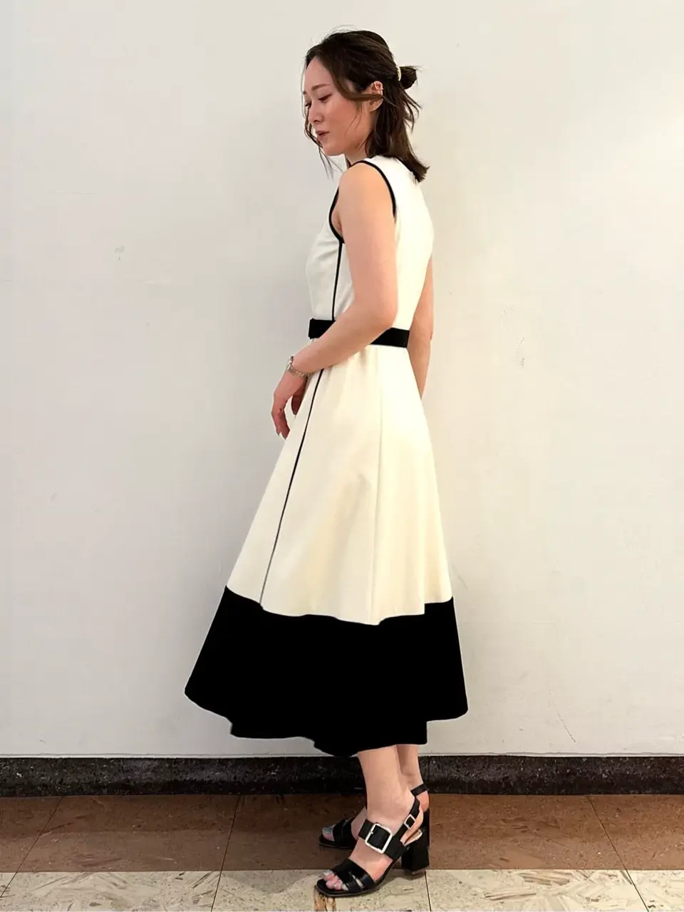 GRACE CONTINENTAL The Banquet Kogane. コーディネート画像