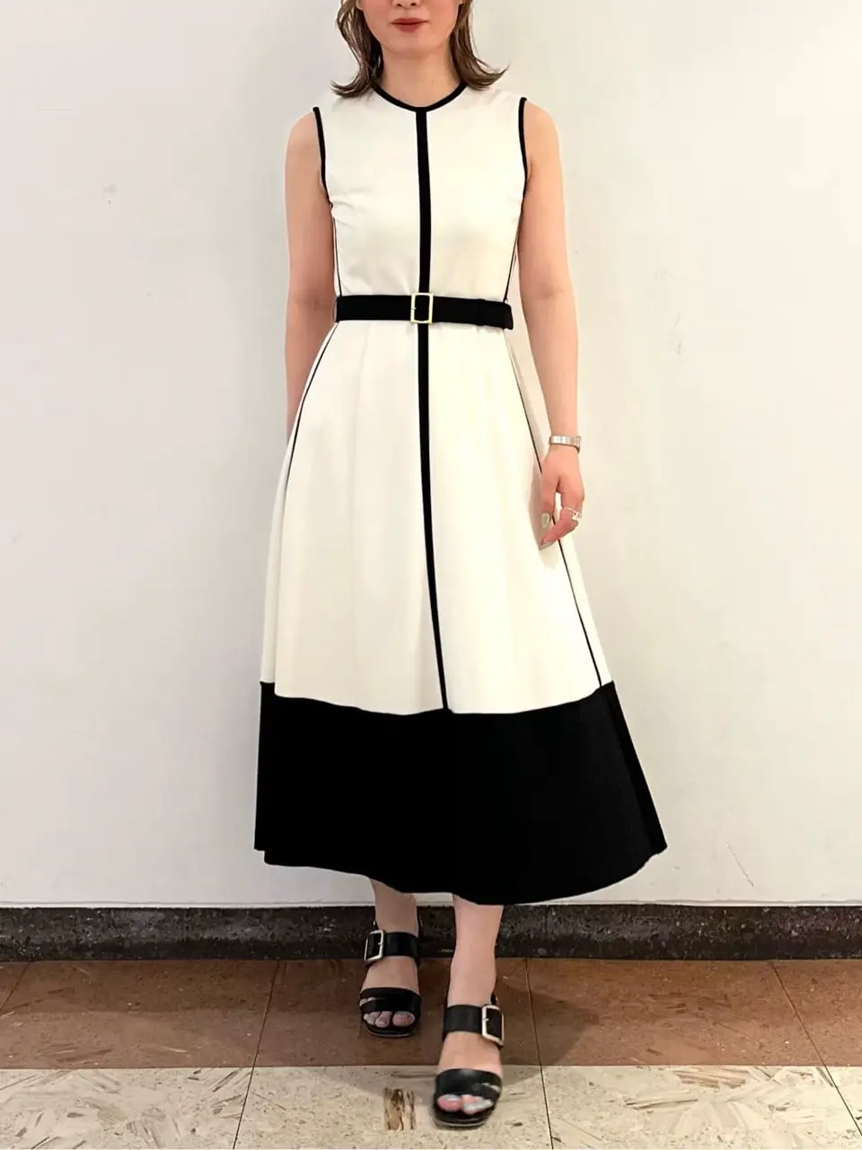 GRACE CONTINENTAL The Banquet Kogane. コーディネート画像