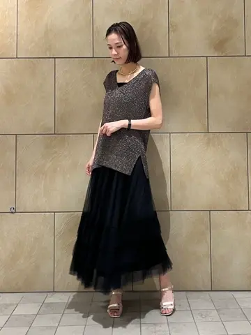 GRACE CONTINENTAL The Banquet 亀田 未希 コーディネート画像