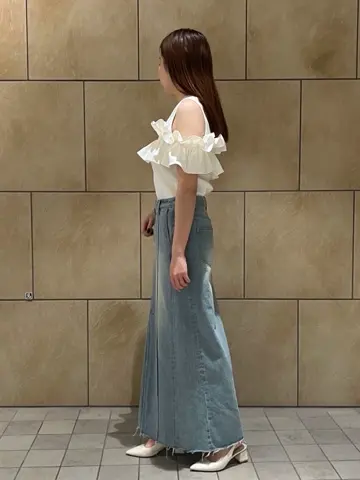 GRACE CONTINENTAL The Banquet 赤坂 梨来 コーディネート画像