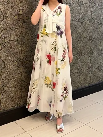 GRACE CONTINENTAL The Banquet 赤坂 梨来 コーディネート画像