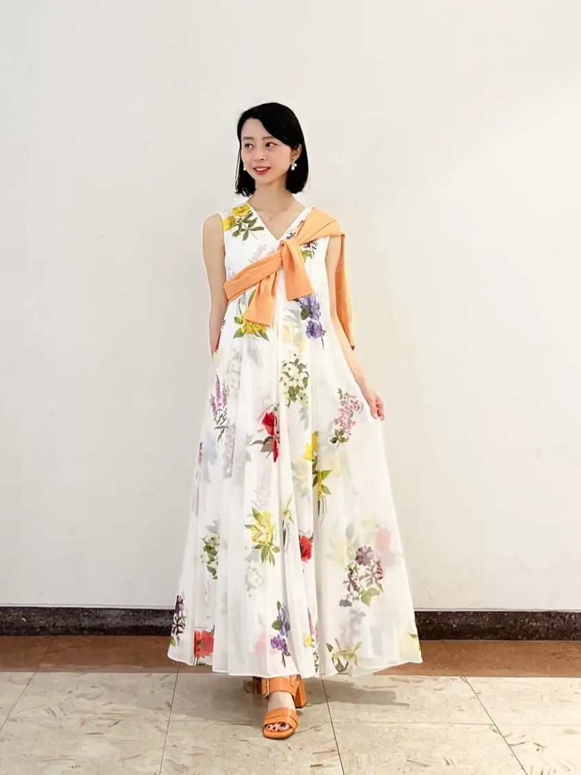 GRACE CONTINENTAL The Banquet yuri コーディネート画像