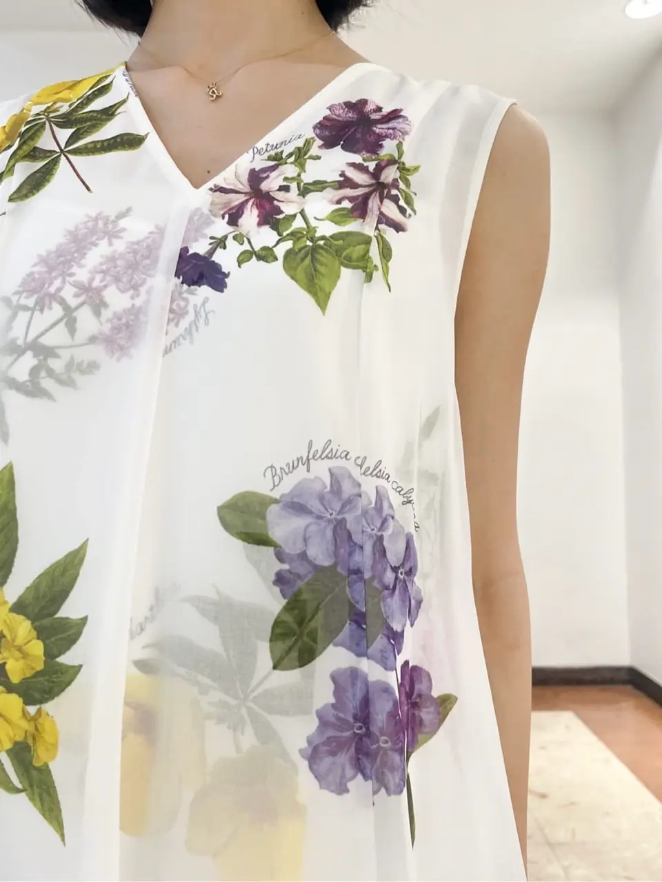 GRACE CONTINENTAL The Banquet yuri コーディネート画像