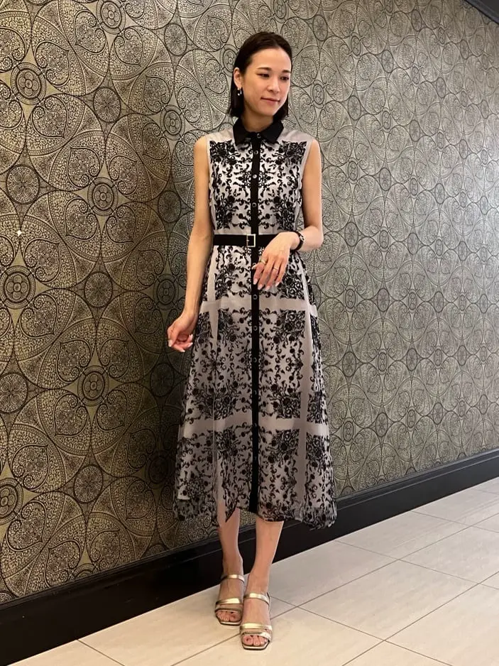 GRACE CONTINENTAL The Banquet 亀田 未希 コーディネート画像