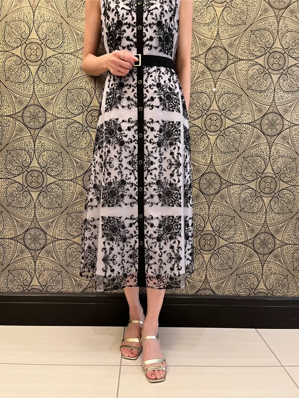 GRACE CONTINENTAL The Banquet 亀田 未希 コーディネート画像