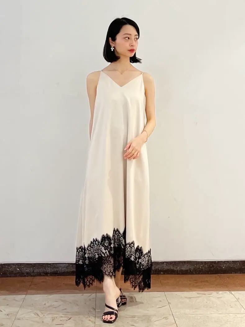 GRACE CONTINENTAL The Banquet yuri コーディネート画像