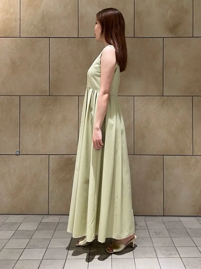 GRACE CONTINENTAL The Banquet 赤坂 梨来 コーディネート画像