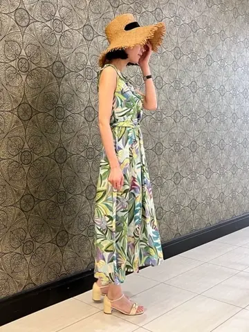 GRACE CONTINENTAL The Banquet 亀田 未希 コーディネート画像