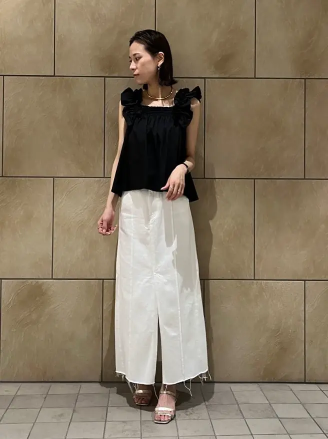 GRACE CONTINENTAL The Banquet 亀田 未希 コーディネート画像