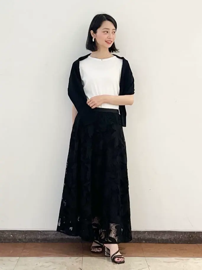 GRACE CONTINENTAL The Banquet yuri コーディネート画像