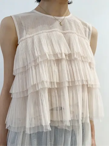 GRACE CONTINENTAL The Banquet yuri コーディネート画像