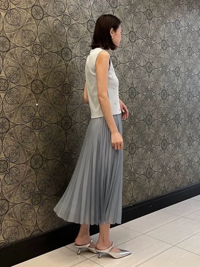 GRACE CONTINENTAL The Banquet 亀田 未希 コーディネート画像