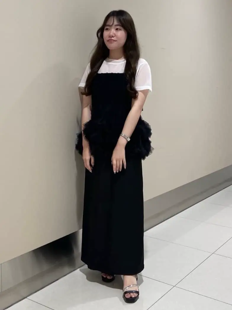 GRACE CONTINENTAL The Banquet 松原 明音 コーディネート画像