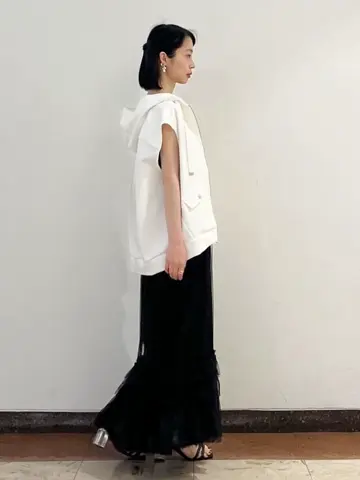 GRACE CONTINENTAL The Banquet yuri コーディネート画像