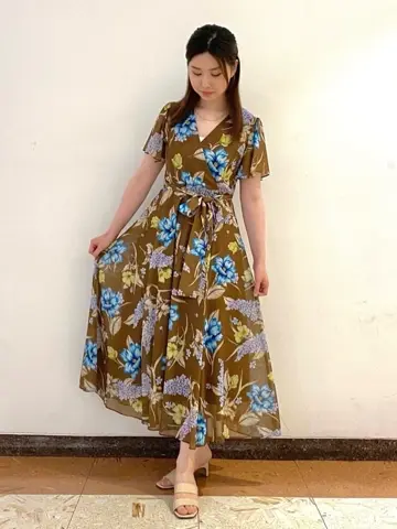 GRACE CONTINENTAL The Banquet mikiho コーディネート画像