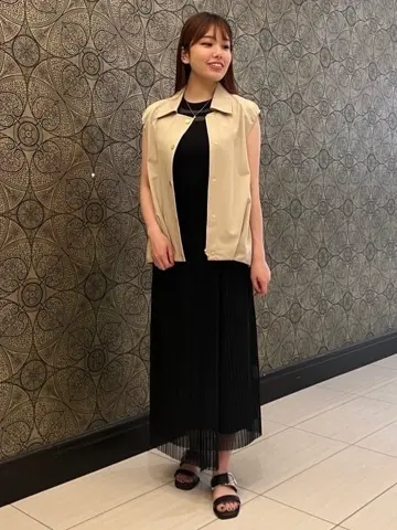 GRACE CONTINENTAL The Banquet 赤坂 梨来 コーディネート画像