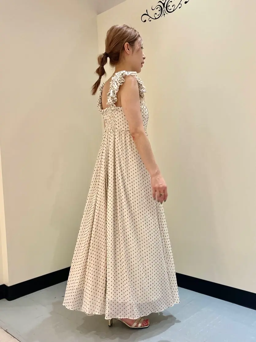 GRACE CONTINENTAL The Banquet 泉　智子 コーディネート画像