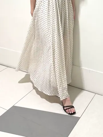 GRACE CONTINENTAL The Banquet Suzuka コーディネート画像