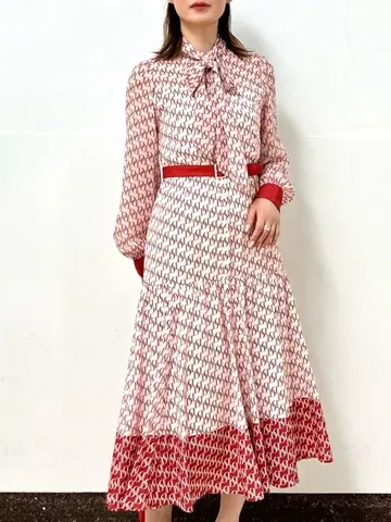 GRACE CONTINENTAL The Banquet Kogane. コーディネート画像