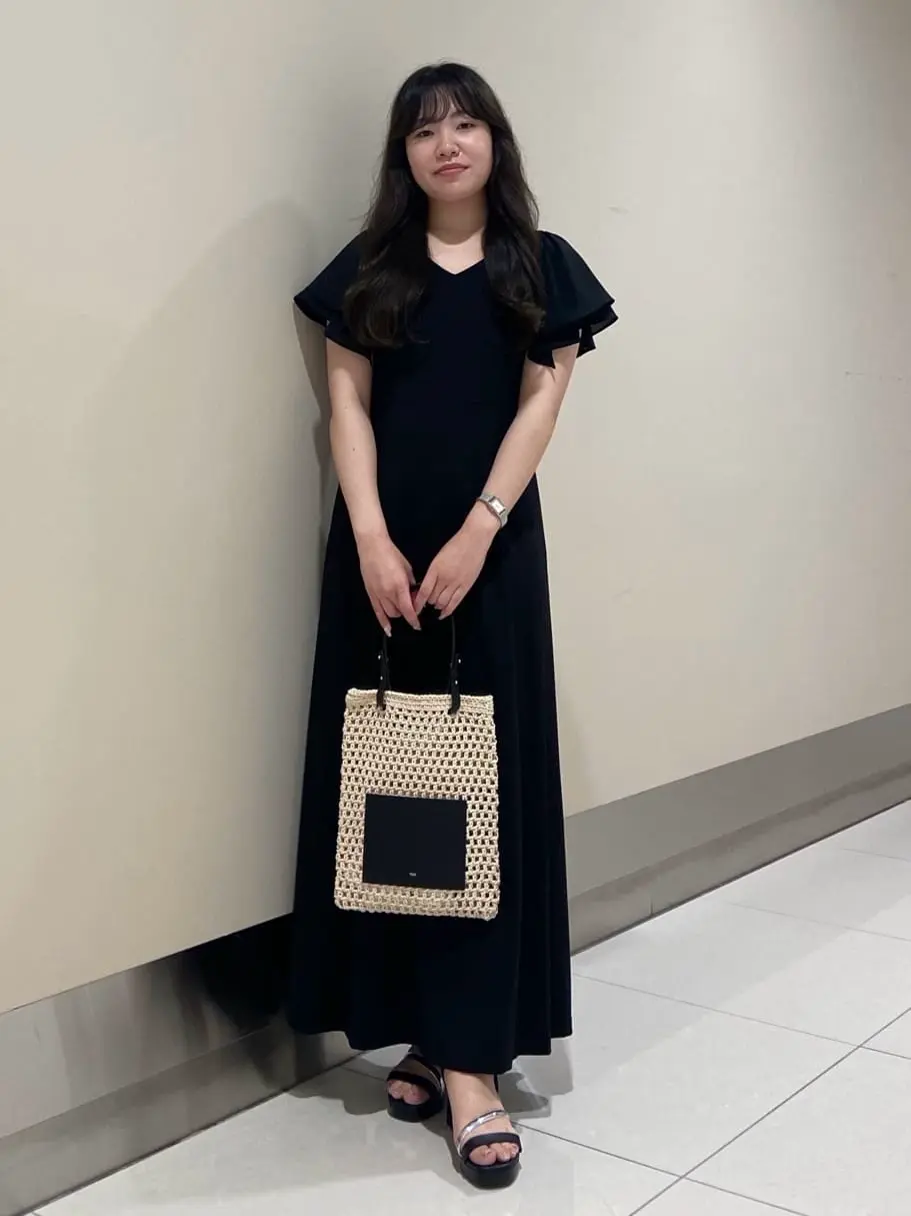 GRACE CONTINENTAL The Banquet 松原 明音 コーディネート画像