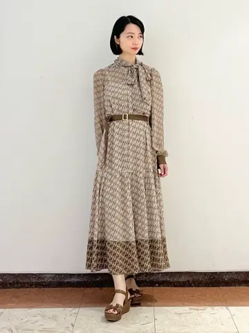 GRACE CONTINENTAL The Banquet yuri コーディネート画像