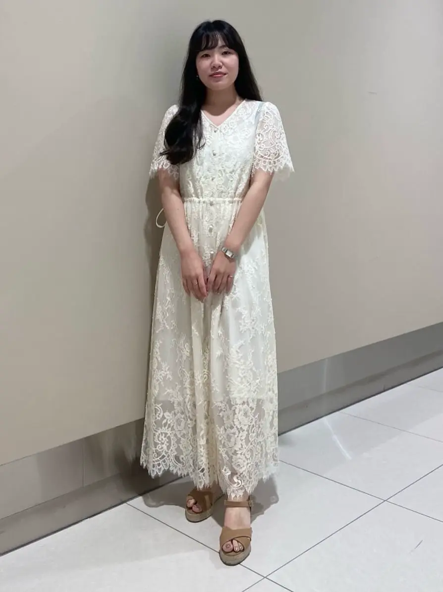 GRACE CONTINENTAL The Banquet 松原 明音 コーディネート画像