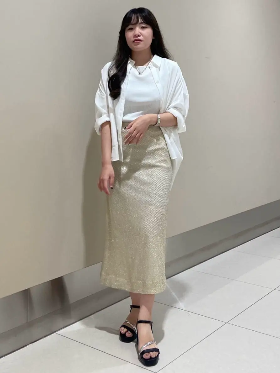 GRACE CONTINENTAL The Banquet 松原 明音 コーディネート画像